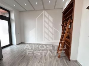 Apartament 3 camere  proaspat renovat zona Centrala - imagine 3