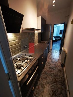 Apartamentul "KOTOR", renovat complet, BOXA - imagine 14