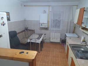 Inchiriez apartament doua camere micro 14 1500 lei