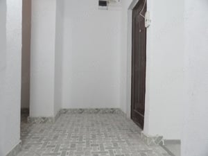 Apartament 3 camere decomandat, 2 bai, 1 balcon, etaj 1 zona UTA la ,,Z""-uri, 91 mp - imagine 5