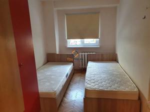 Apartament de vanzare cu 4 camere etaj 1 zona Dambovita - imagine 5