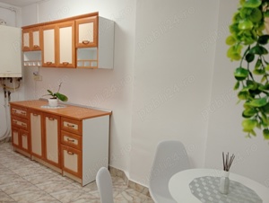 Vand apartament 2 camere in Centru - imagine 10