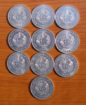 Vând lot 10 monede 25 bani 1982 - imagine 2