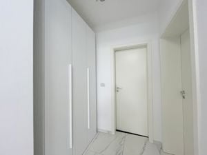 Apartament de Vânzare la Intrare în Dumbrăvița - imagine 14