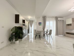 Apartament de Vânzare la Intrare în Dumbrăvița - imagine 2