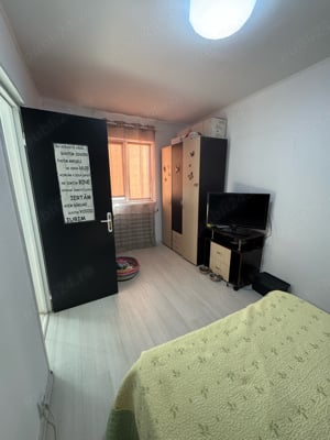 Apartament 3 camere zona Km 4-5 - imagine 3