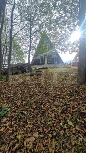 Casa de vacanta tip A- frame -Tohanita, zona superba se vinde la cheie - imagine 6