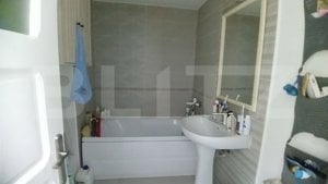 Apartament modern, 3 camere, 61 mp, zona Tolstoi - imagine 8