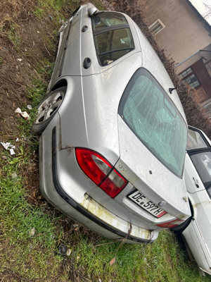 vand   dezmembrez saab 95 3.0 diesel 2 bucati  - imagine 5