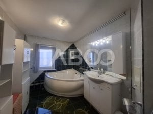 Apartament de vanzare 5 camere 138 mp utili zona Siretului Sibiu - imagine 20