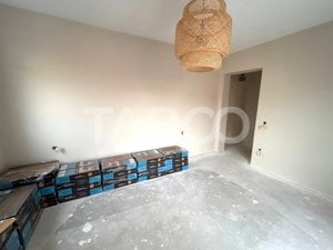 Apartament 3 camere de vanzare etaj 1 cu loc de parcare in Sibiu - imagine 5