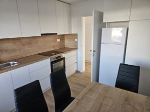 Apartament 3 camere de închiriat   Zona Avantgarden, Brașov - imagine 6