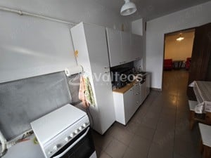 Reșița, apartament 2 camere, decomandat, 83 mp, zona Ultracentrală - imagine 6