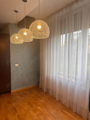 Vând apartament luxos cu 3 camere ultracentral, 137 mp, pe malul Begăi - imagine 3