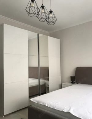 in centru pe Bulevardul Decebal ofer chirie Apartament 2 camere  - imagine 3