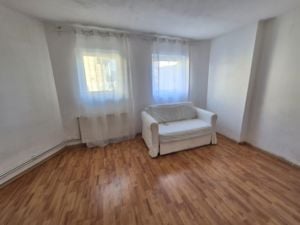 Apartament cu 2 camere - Piata Spania - imagine 2