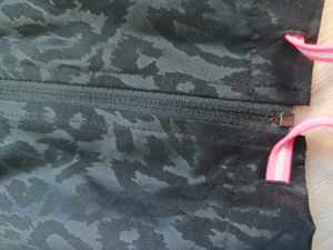 Oysho Women s Utility Windbreaker Cargo hooded jacket Size L - imagine 2