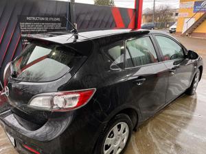 Autoturism Mazda 3 - imagine 2