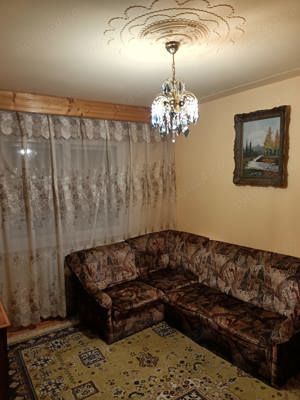 Închiriez Apartament 3 camere