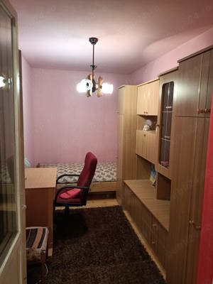 Închiriez Apartament 3 camere - imagine 4