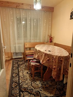 Închiriez Apartament 3 camere - imagine 8