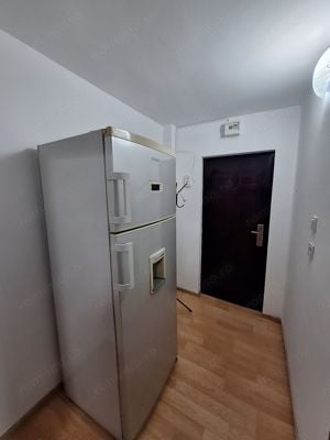 220 euro!!!Apartament cu 1 camera Et 1 Zona Girocului - imagine 6