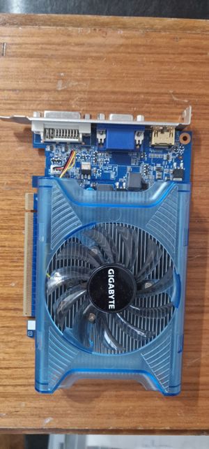 Memorie calculator DDR3 2gb  , gigabyte n220OC - imagine 2