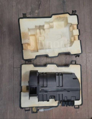 Compresor pentru banchete mercedes Gl w166 A1668000218 - imagine 3