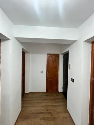 Apartament complet renovat, se vinde zugrăvit în alb