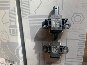 Senzor impact mercedes Gl, Gle, Gls a1668210351