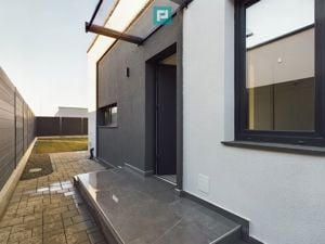 Duplex modern, pe parter, amplasat într-o zonă liniștită din Moșnița Nouă - imagine 19