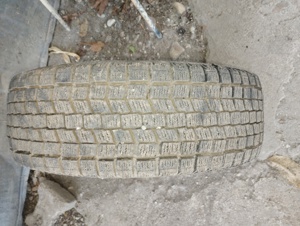 Anvelope iarna și jantă R14