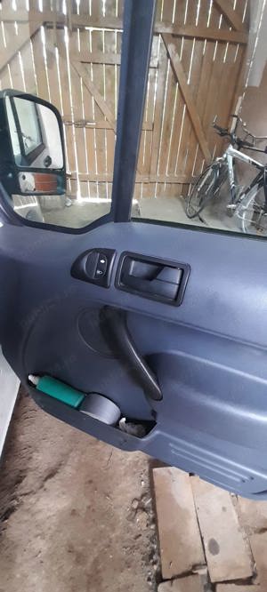 Vând Ford Tranzit Conect 1,8 TDCI acte la zi, se da fiscal - imagine 6