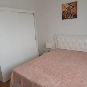 Apartament de 2 camere, decomandat, 55 mp, zona Eroii Revolutiei  - imagine 2