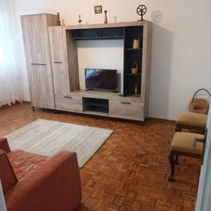 Apartament de 2 camere, decomandat, 55 mp, zona Eroii Revolutiei  - imagine 3