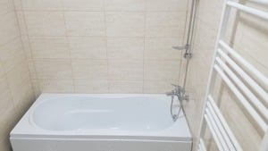 Închiriez apartament 2 camere cu garaj subteran - imagine 6