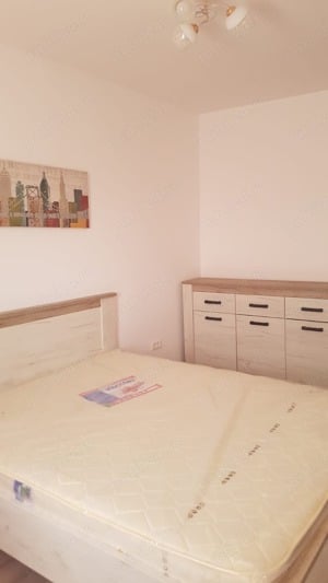 Închiriez apartament 2 camere cu garaj subteran - imagine 2