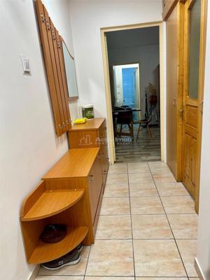 Apartament 3 semidecomandat, etaj 2, CT - Nanterre - imagine 8