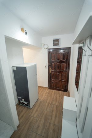 Apartament 2 camere tip vagon renovat, ultracentral Salonta - imagine 5