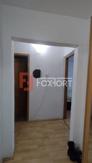 Apartament 2 camere, Zona Lipovei - Decomandat - imagine 5