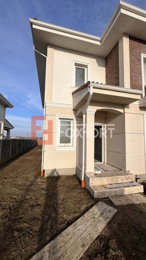 Duplex 5 camere, 125 mp, zona Mosnita Noua