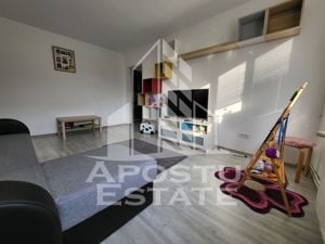 Apartament cu 3 camere si 2 balcoane, centrala proprie,  zona Cetatii - imagine 2