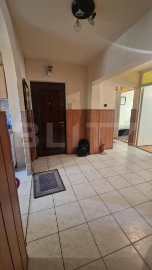 Investitie-apartament 4 camere, 2 bai, 80 mp, etaj intermediar, zona Tractorul  - imagine 7