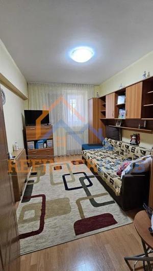 Apartament 3 camere Bd C-tin Brancoveanu - imagine 2