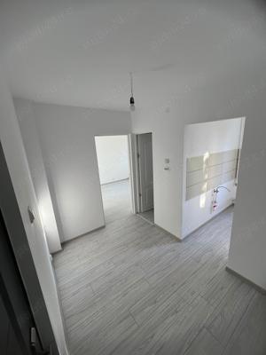 Proprietar vând apartament 2 camere Micro 19  - imagine 3