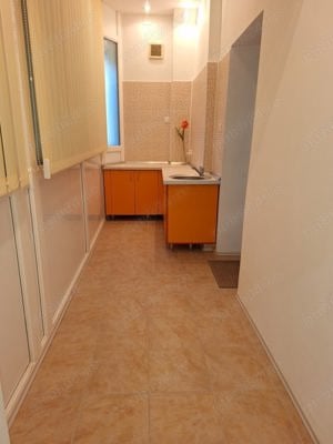 SPATIU in zona Complex studentesc la 300 euro