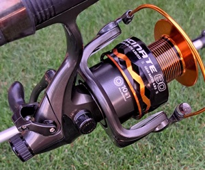 4 Lansete 3, 60 m, 3 Segm si 4 Mulinete Cool Angel Fascinate 8000 cu Baitrunner, 11 Rulmenti - imagine 3