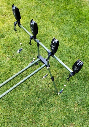 Set 4 Lansete Carbon 3, 90m, 3 Segm, 4 Mulinete Tambur 8000, Rod Pod, Senzori - imagine 5