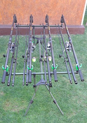 Set Pescuit, 4 Lansete Komodo Carp 3, 60m, 3 Segm+4 Mulinete G65 cu Baitrunner+Rod Pod+Senzori - imagine 3