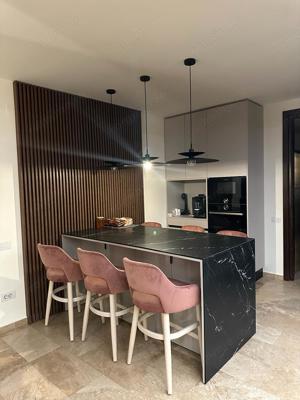 Casa Complet Renovata cu Design Modern-Ideala pentru Familie - imagine 5